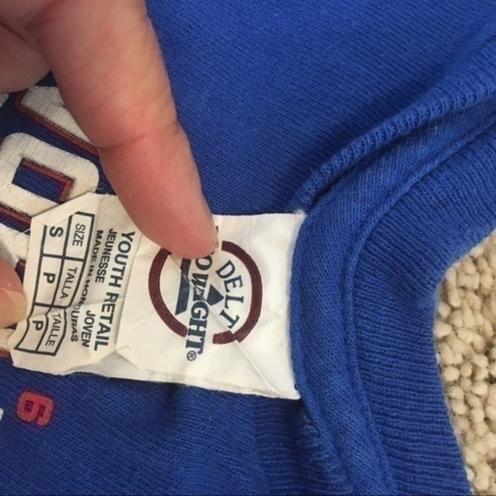 Boys size small Chicago Cubs T-shirt - Picture 5 of 5
